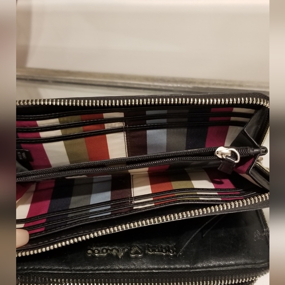 COACH Poppy Black Leather Wallet- FLAWED - Picture 4 of 4